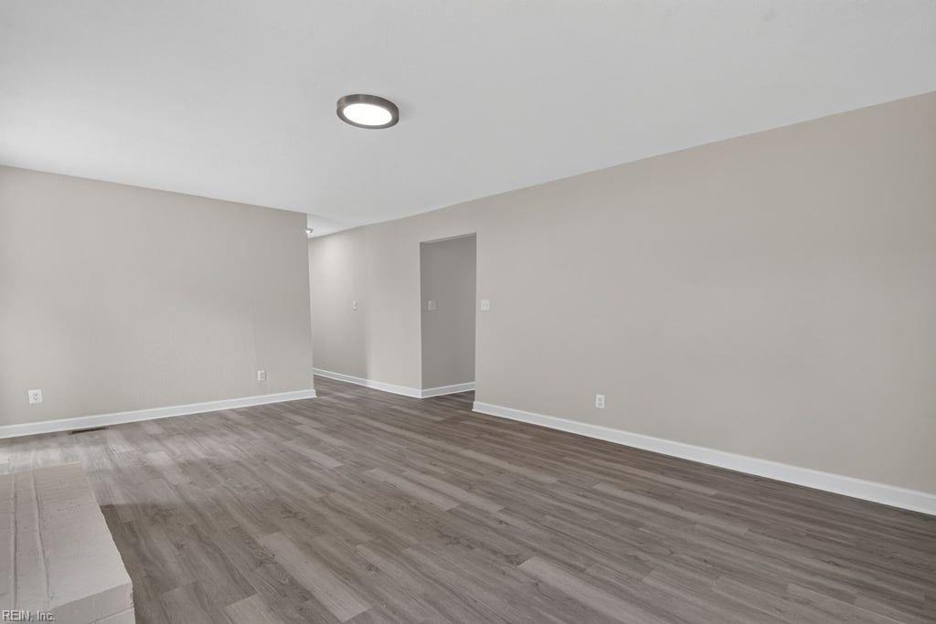 112 W Rexford Drive Newport News VA 23608