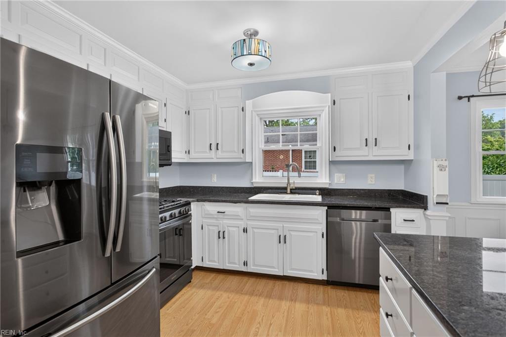 90 Orchard Circle Newport News VA 23602