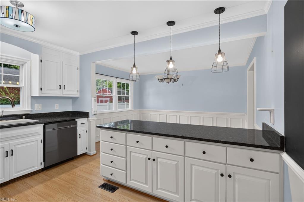 90 Orchard Circle Newport News VA 23602