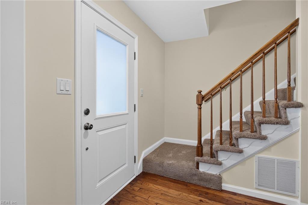 90 Orchard Circle Newport News VA 23602
