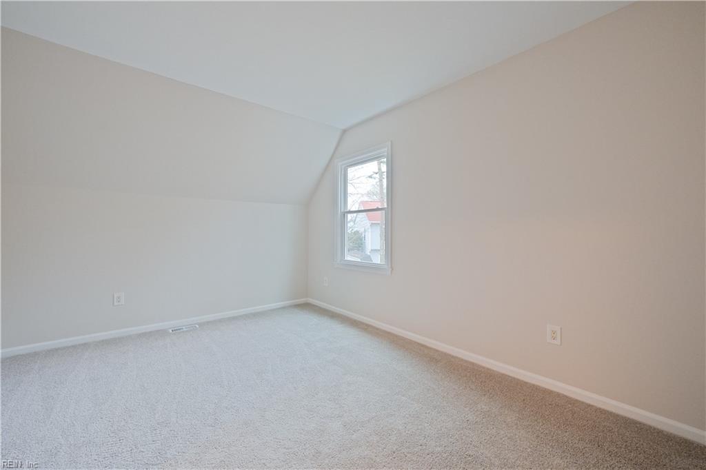 171 King Richard Place Newport News VA 23602