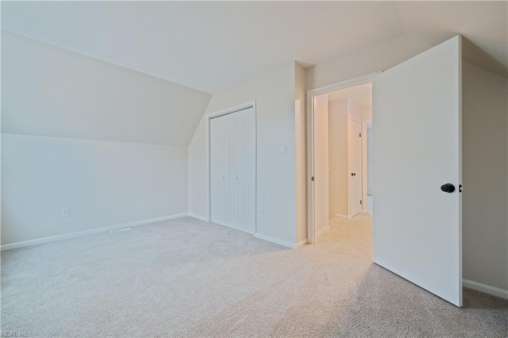 171 King Richard Place Newport News VA 23602
