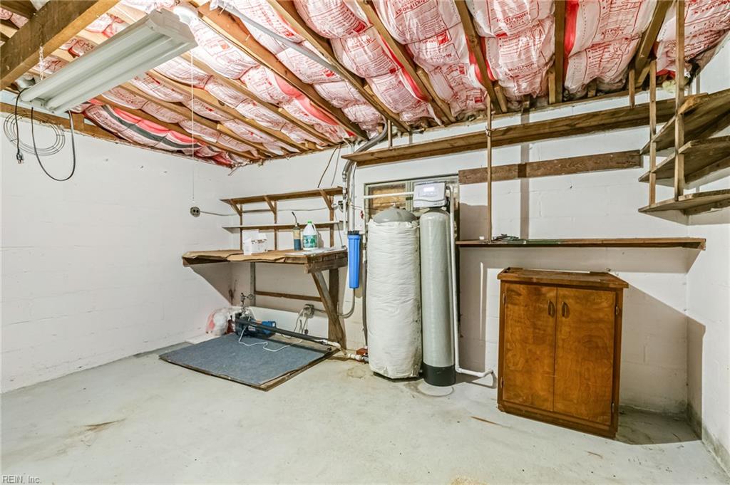 12017 Roane Avenue Gloucester VA 23061