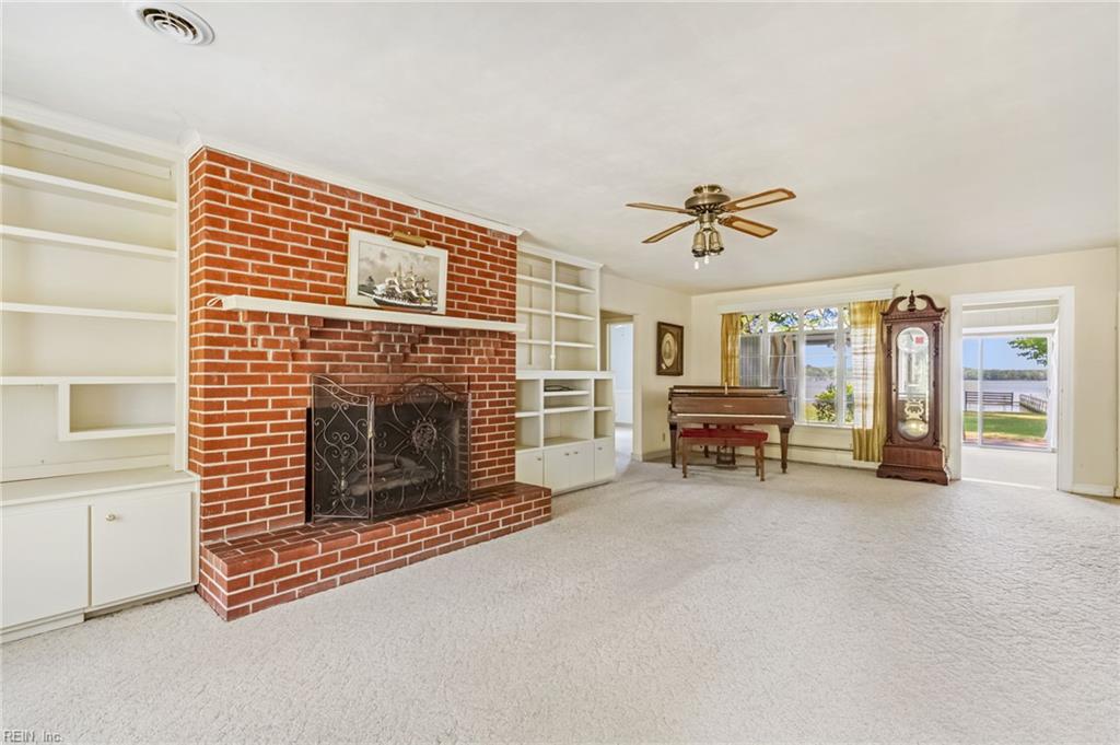 12017 Roane Avenue Gloucester VA 23061