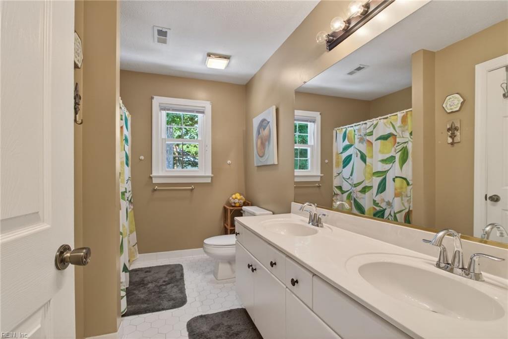 508 Birkdale Court Yorktown VA 23693