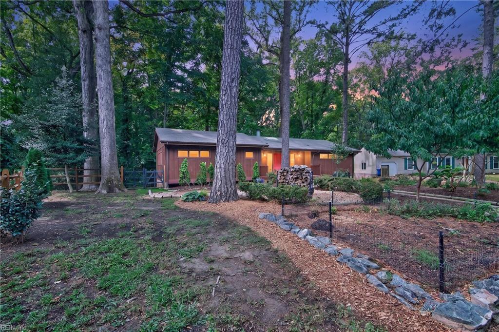 204 Graves Circle Newport News VA 23602