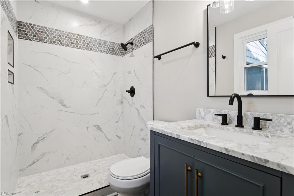 204 Weston Road Yorktown VA 23692