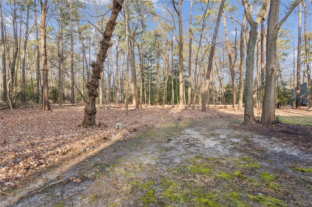 204 Weston Road Yorktown VA 23692