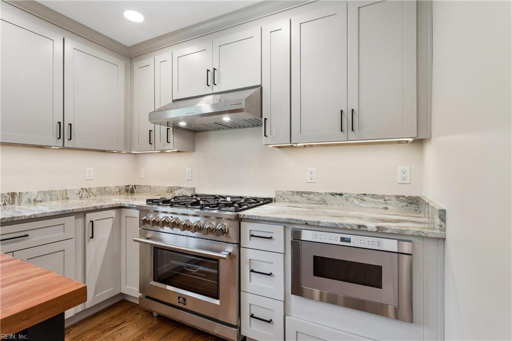 6295 Ark Road Gloucester VA 23061