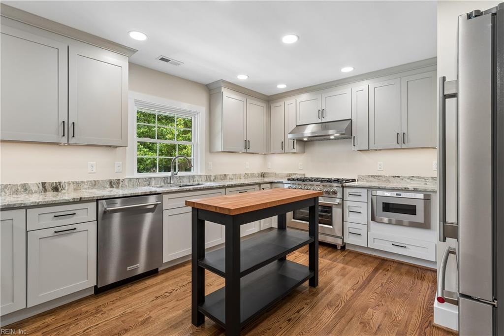 6295 Ark Road Gloucester VA 23061