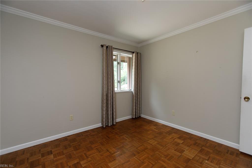 210 Walden Drive Yorktown VA 23692
