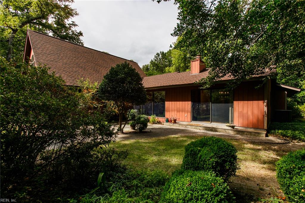 210 Walden Drive Yorktown VA 23692