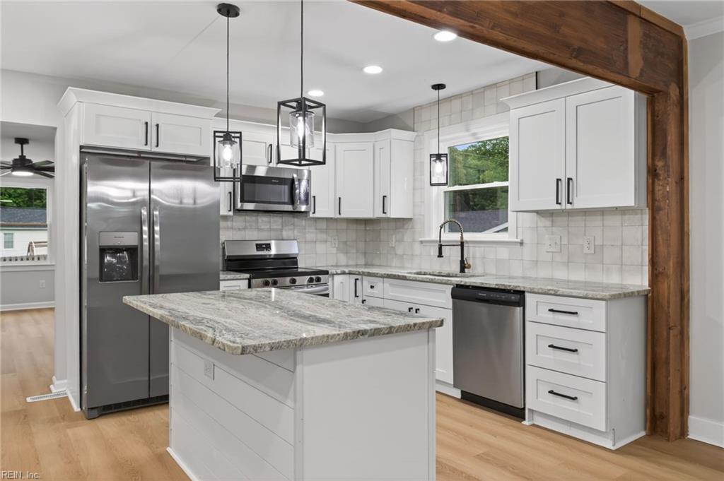 8 E Commodore Drive Newport News VA 23608