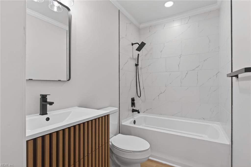 8 E Commodore Drive Newport News VA 23608