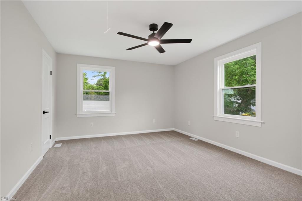 8 E Commodore Drive Newport News VA 23608
