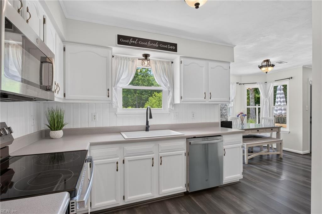 114 Maurice Court Yorktown VA 23690