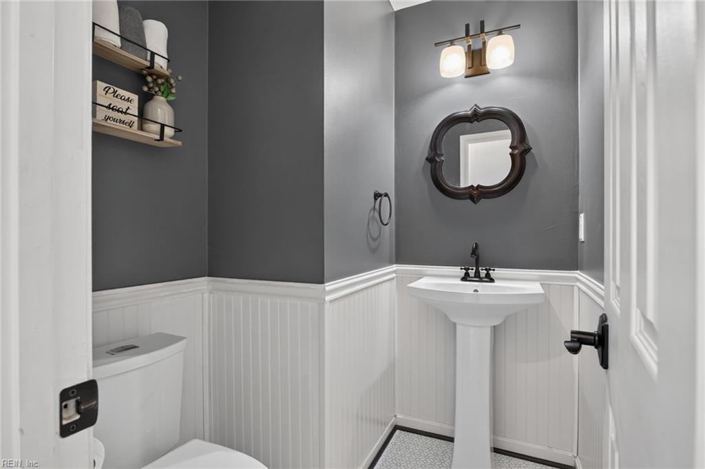 114 Maurice Court Yorktown VA 23690