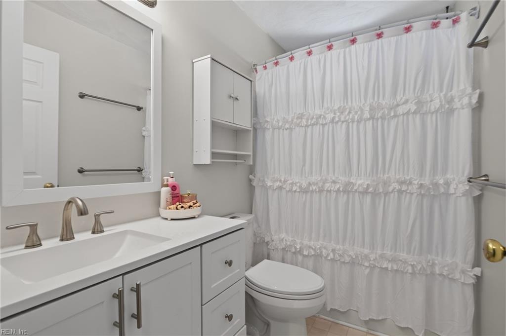 114 Maurice Court Yorktown VA 23690
