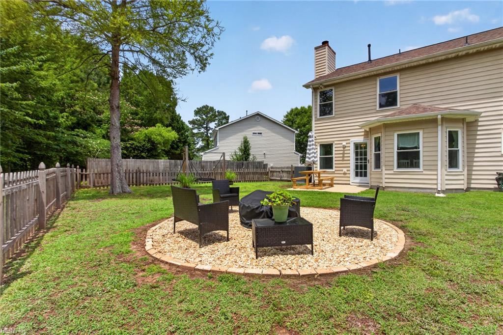 114 Maurice Court Yorktown VA 23690