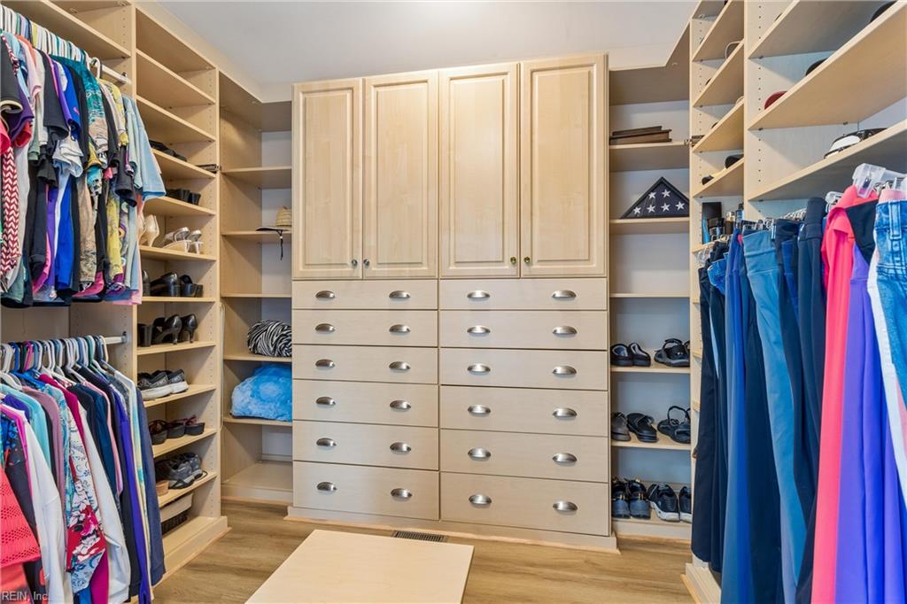 115 Holden Lane Yorktown VA 23692