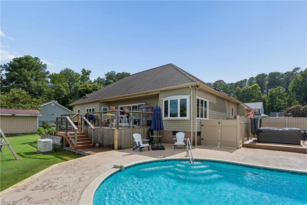 115 Holden Lane Yorktown VA 23692