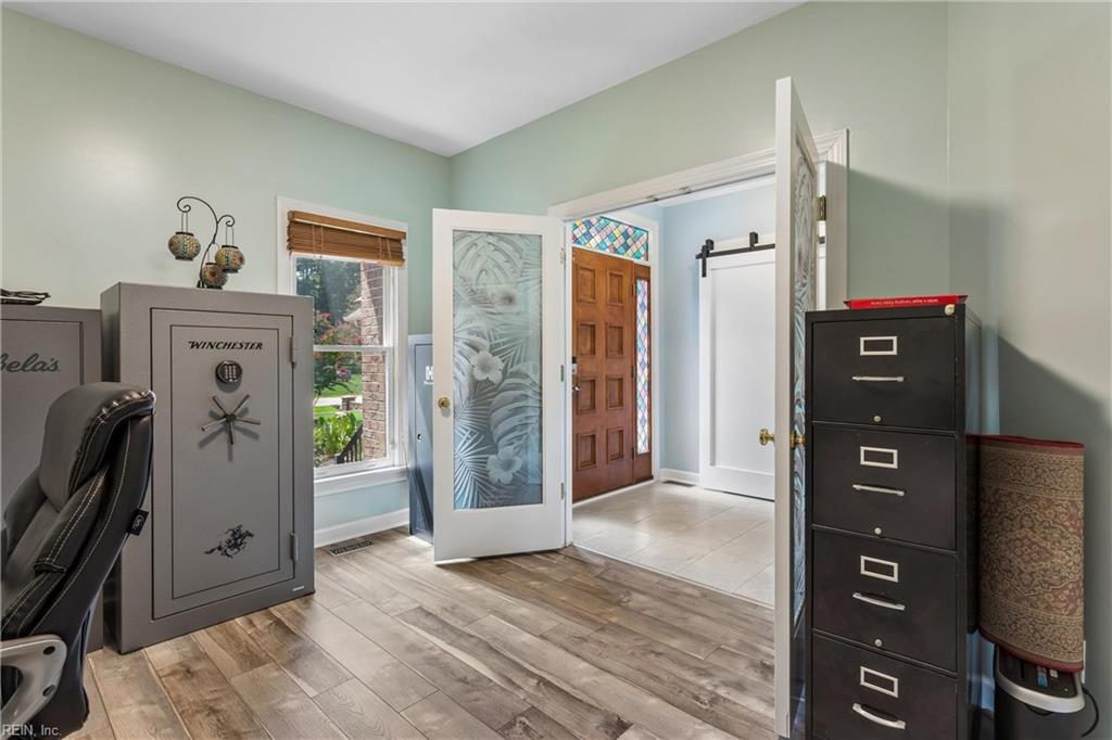 115 Holden Lane Yorktown VA 23692