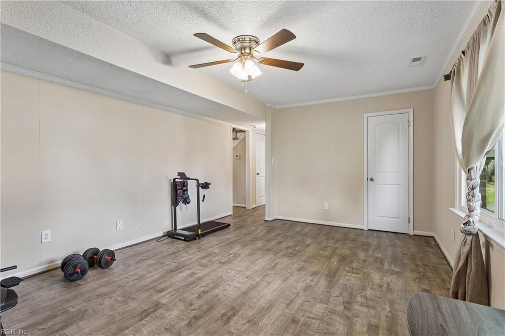 588 Windjammer Crescent Newport News VA 23602