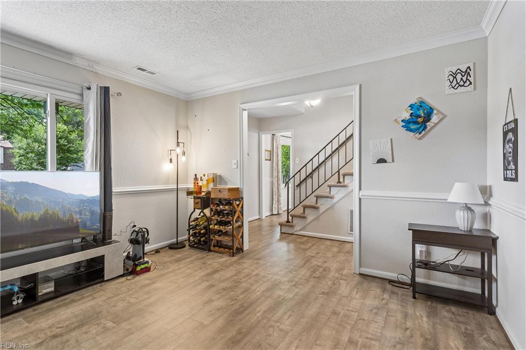 588 Windjammer Crescent Newport News VA 23602