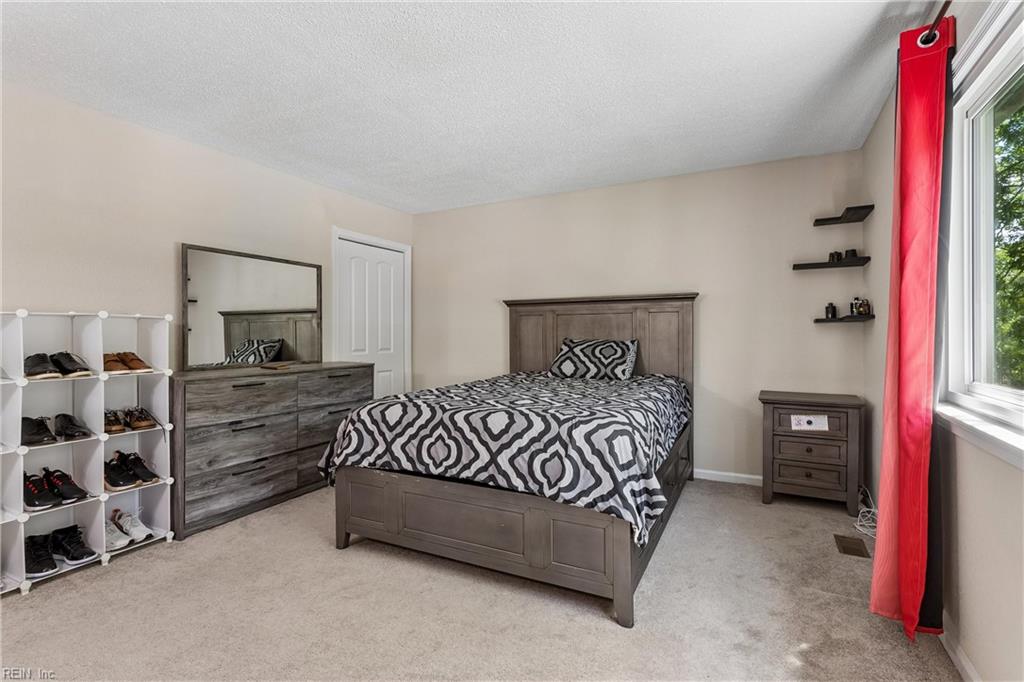 588 Windjammer Crescent Newport News VA 23602