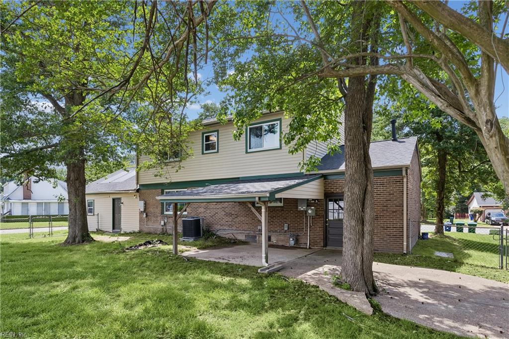 588 Windjammer Crescent Newport News VA 23602
