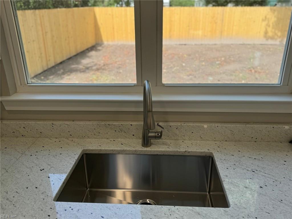 727 Willow Drive Newport News VA 23605