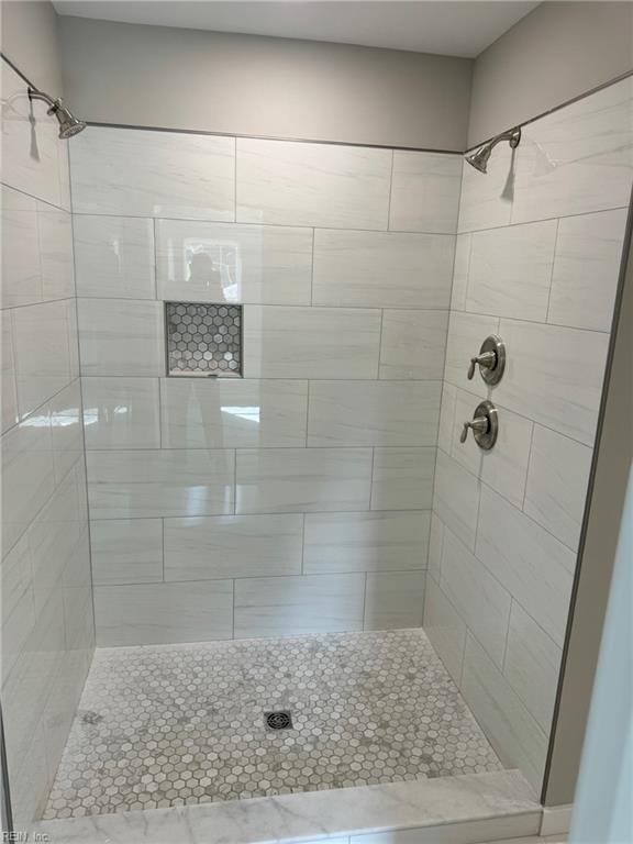 727 Willow Drive Newport News VA 23605