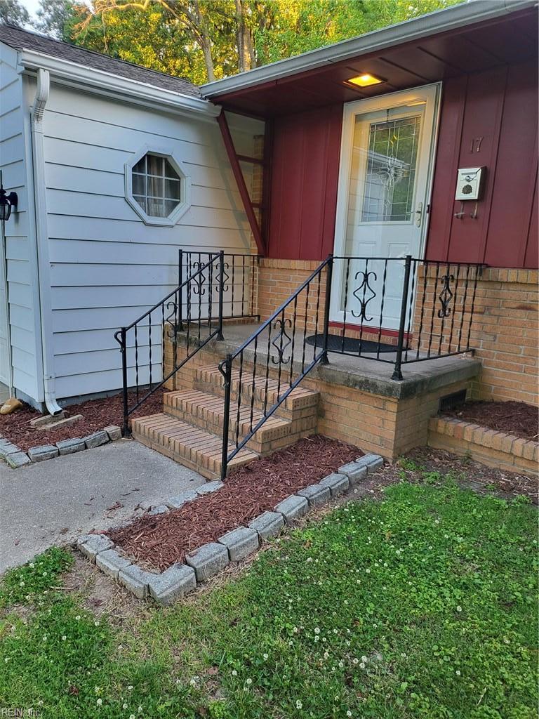 17 Gay Drive Newport News VA 23606