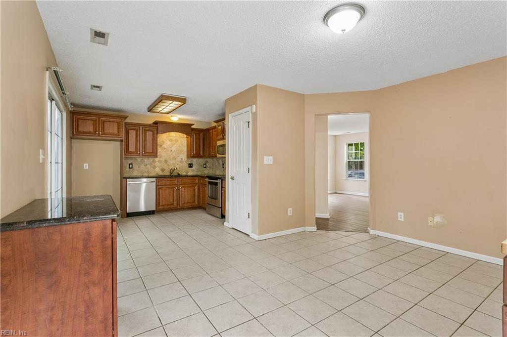 701 Stone Cove Newport News VA 23602