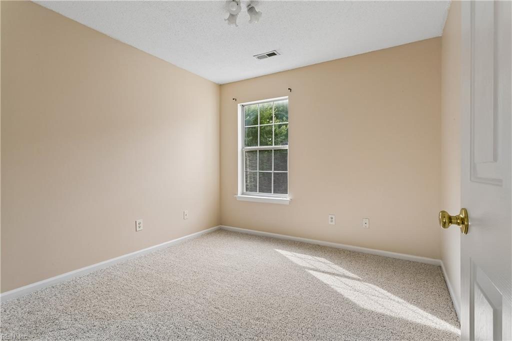 701 Stone Cove Newport News VA 23602