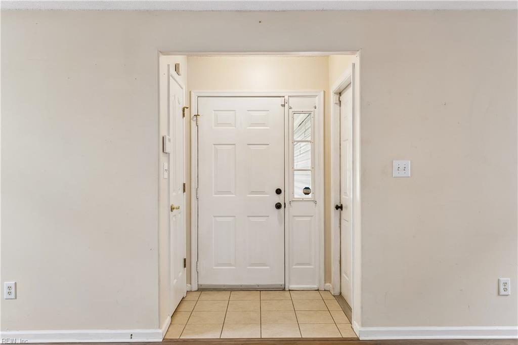 701 Stone Cove Newport News VA 23602