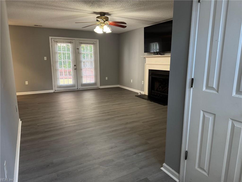 942 Lowry Place Newport News VA 23608