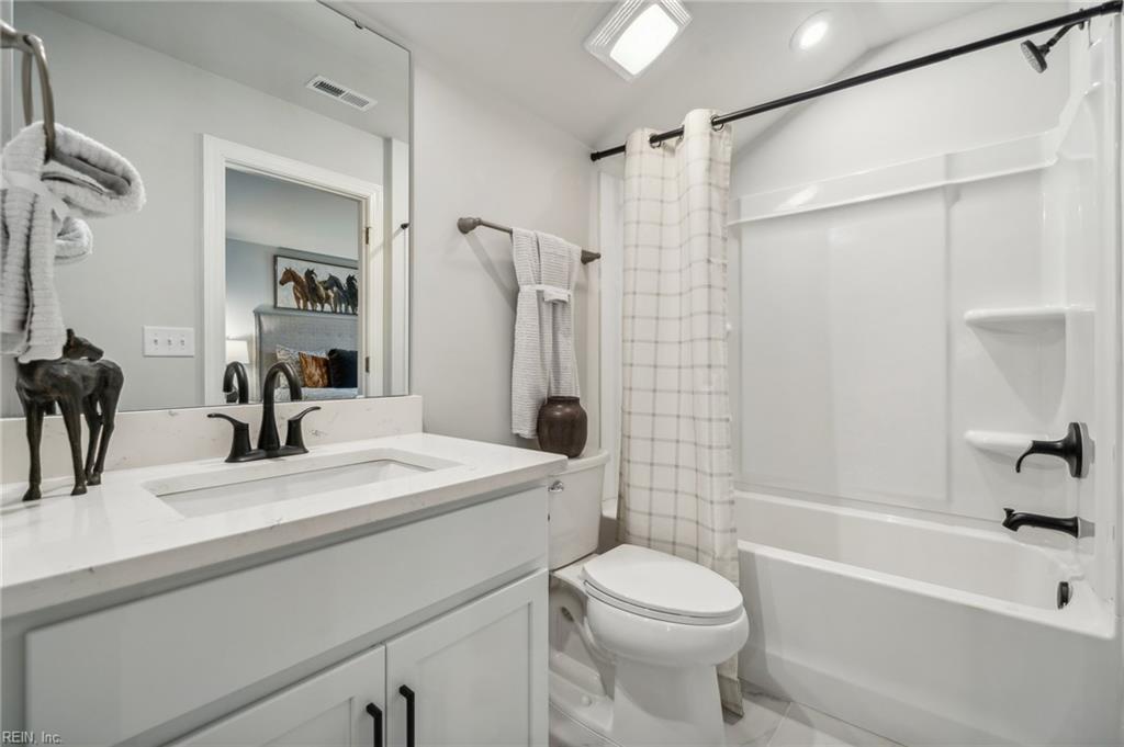 402 Heavens Way Yorktown VA 23693