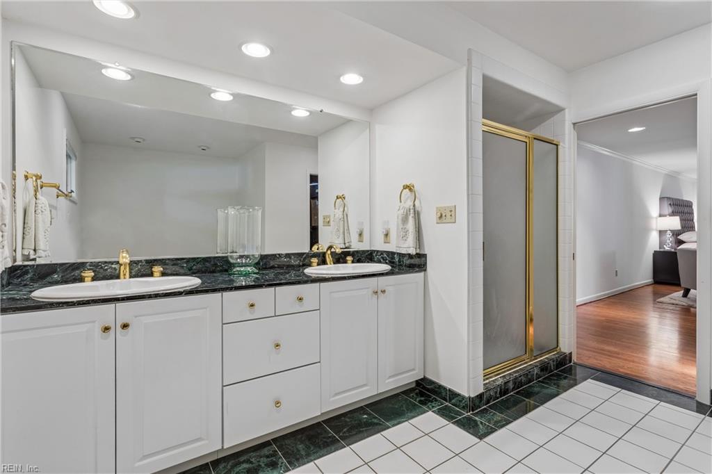 9 Lookout Circle Newport News VA 23606