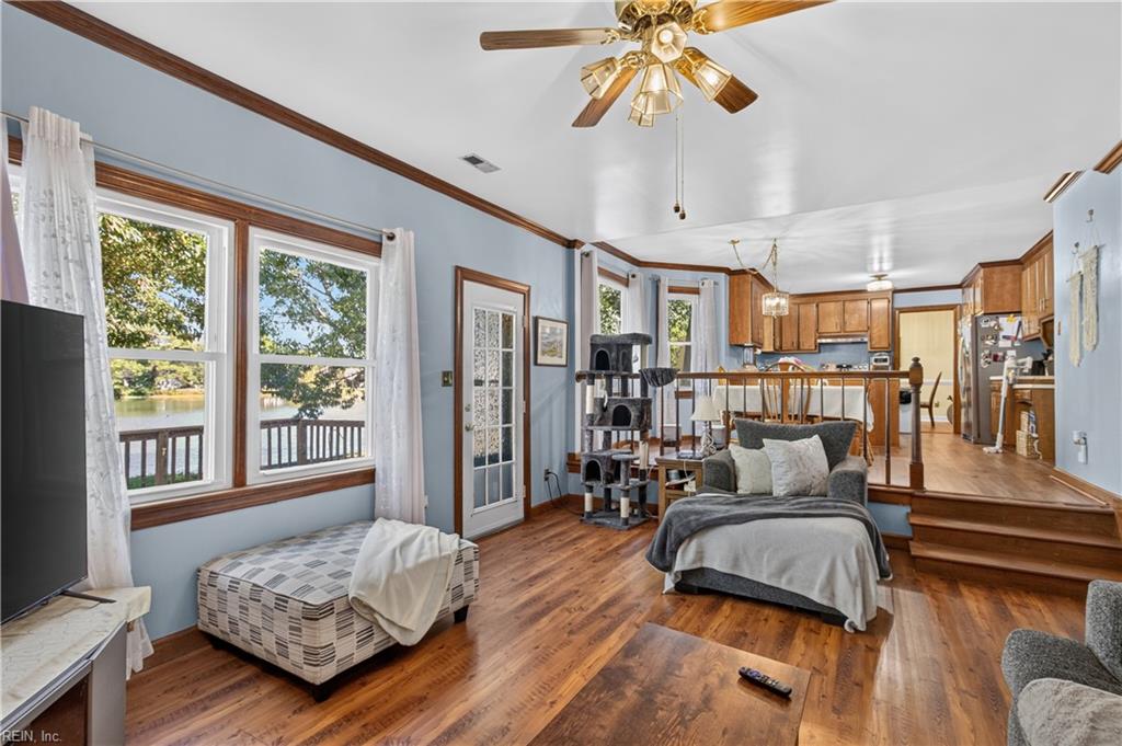 113 Holden Lane Yorktown VA 23692