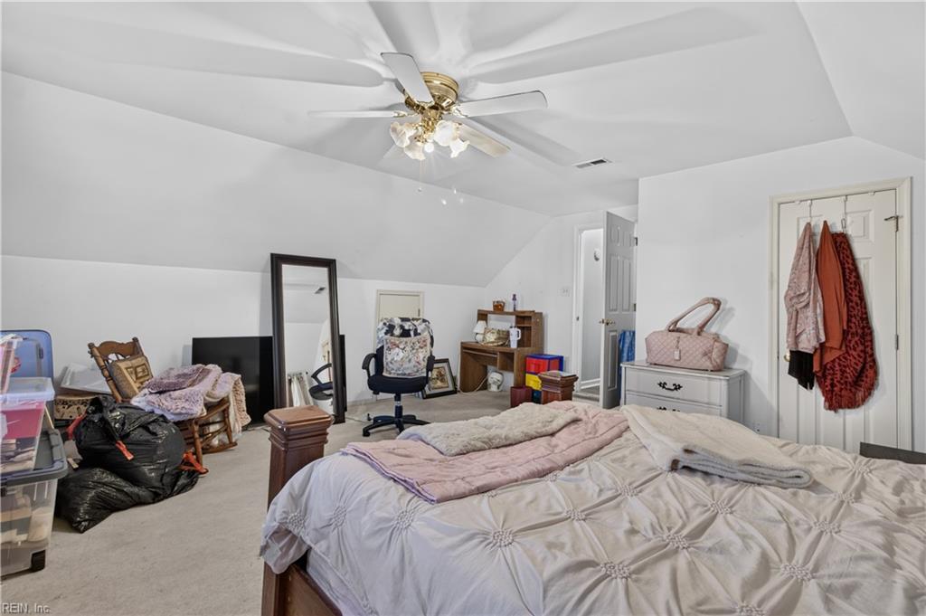 113 Holden Lane Yorktown VA 23692