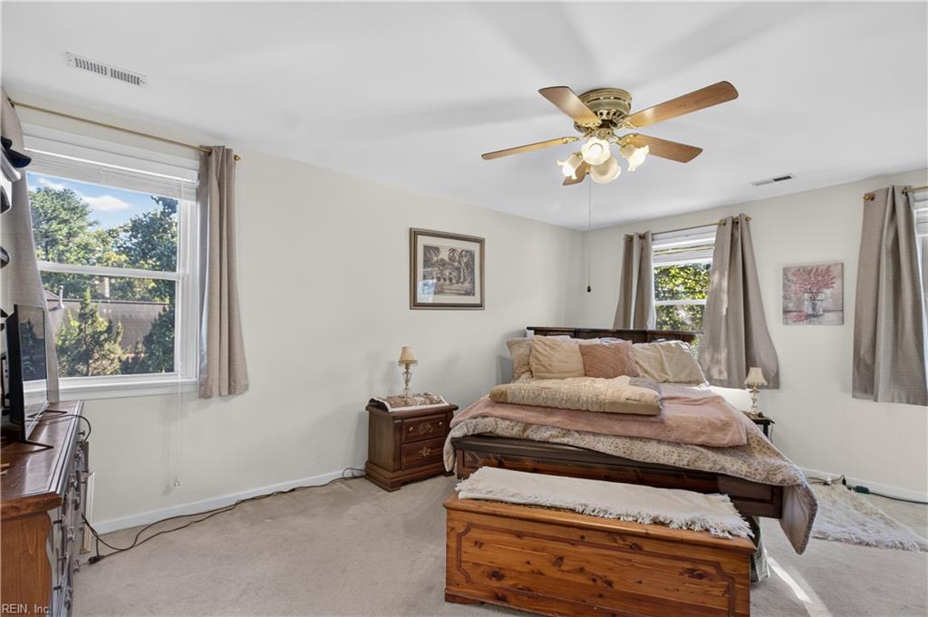 113 Holden Lane Yorktown VA 23692