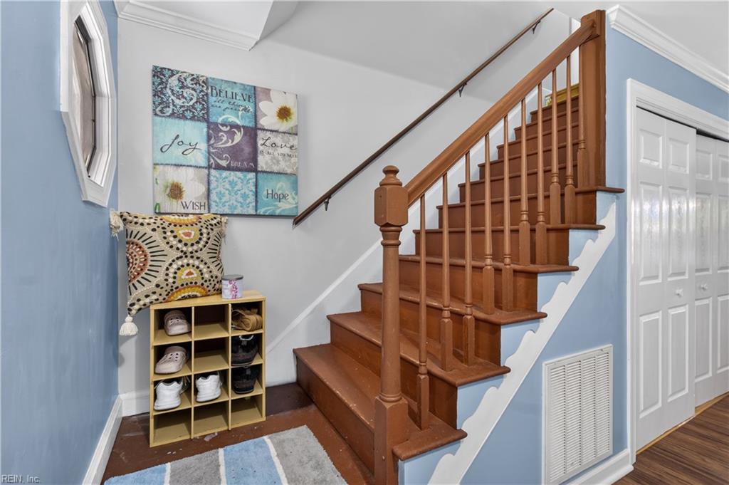 113 Holden Lane Yorktown VA 23692