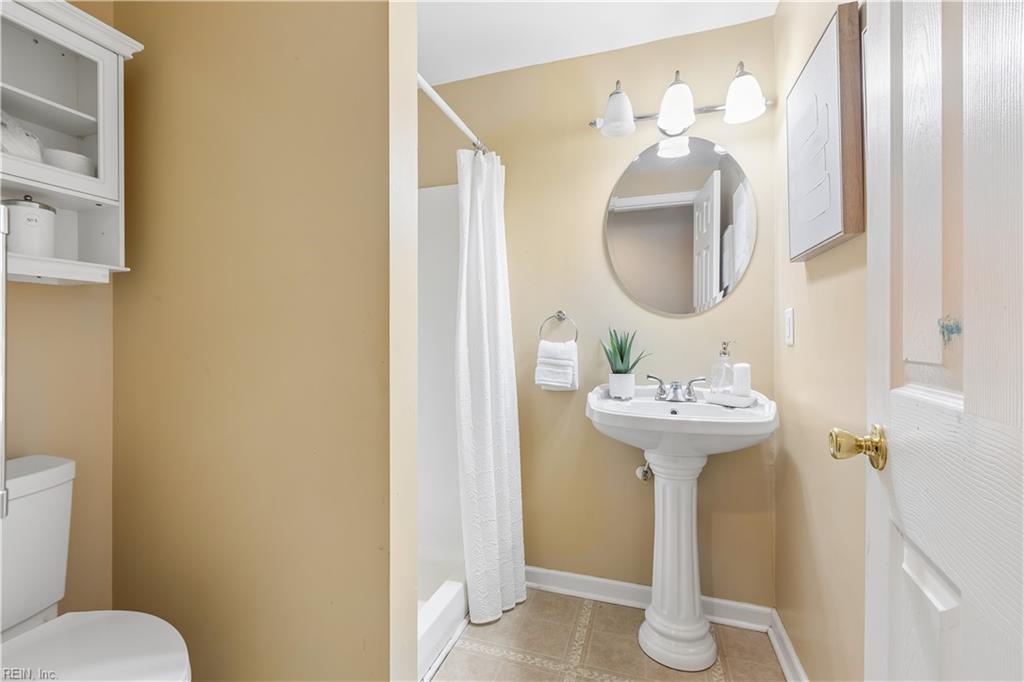 7 Sir Francis Wyatt Place Newport News VA 23606