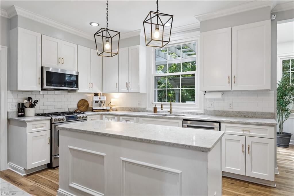 406 Regents Cove Newport News VA 23606