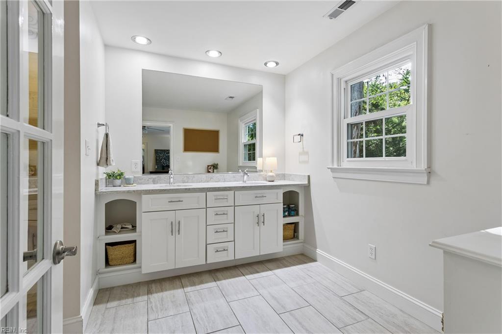 406 Regents Cove Newport News VA 23606