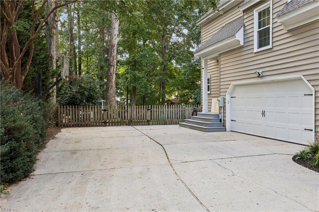 406 Regents Cove Newport News VA 23606