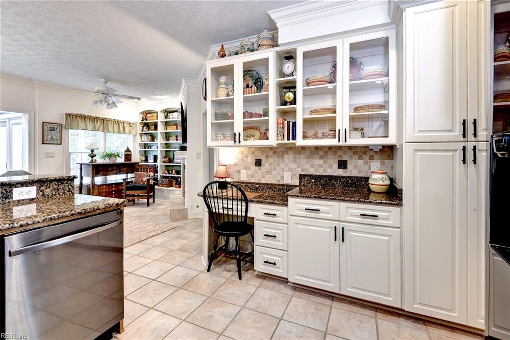 108 Cartgate Williamsburg VA 23188