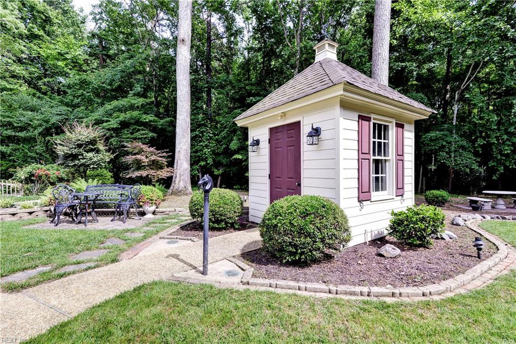 108 Cartgate Williamsburg VA 23188