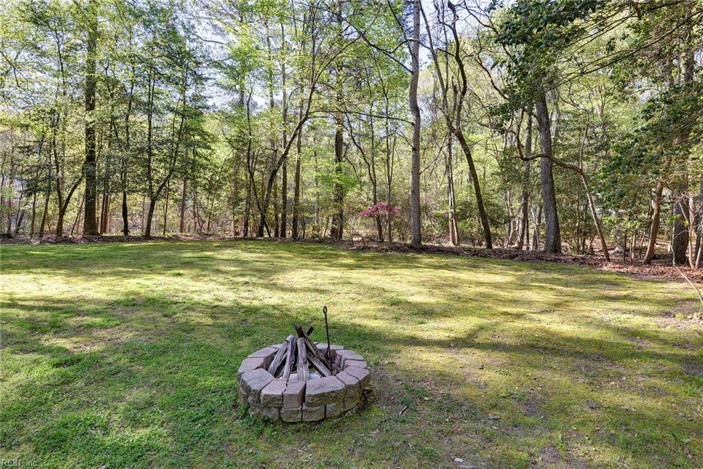 103 Periwinkle Drive Yorktown VA 23692